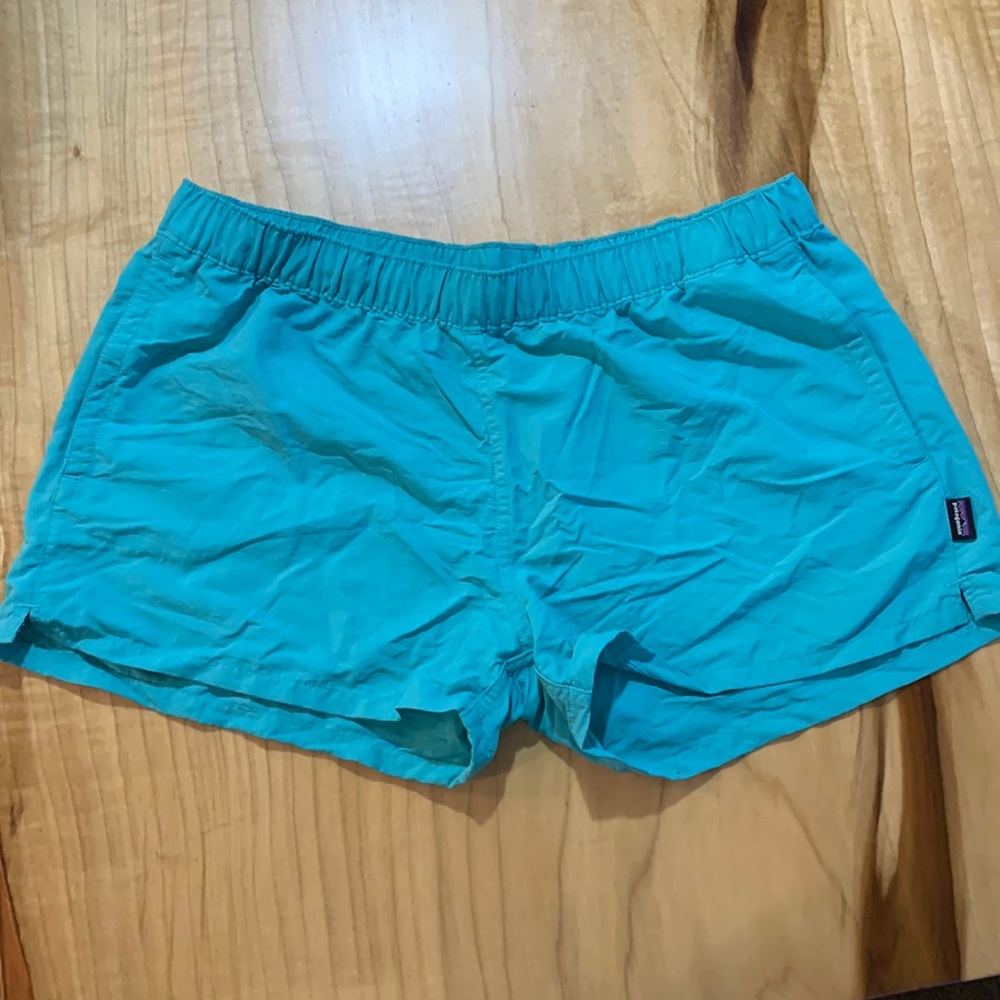 Patagonia Women’s 2.5” Barely Baggies Shorts, NWOT